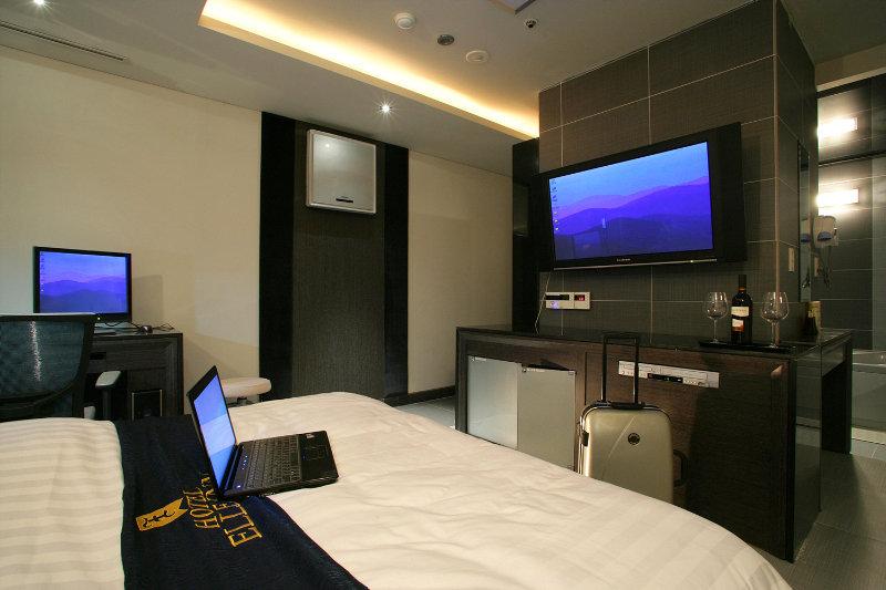 Elle Hotel 2*