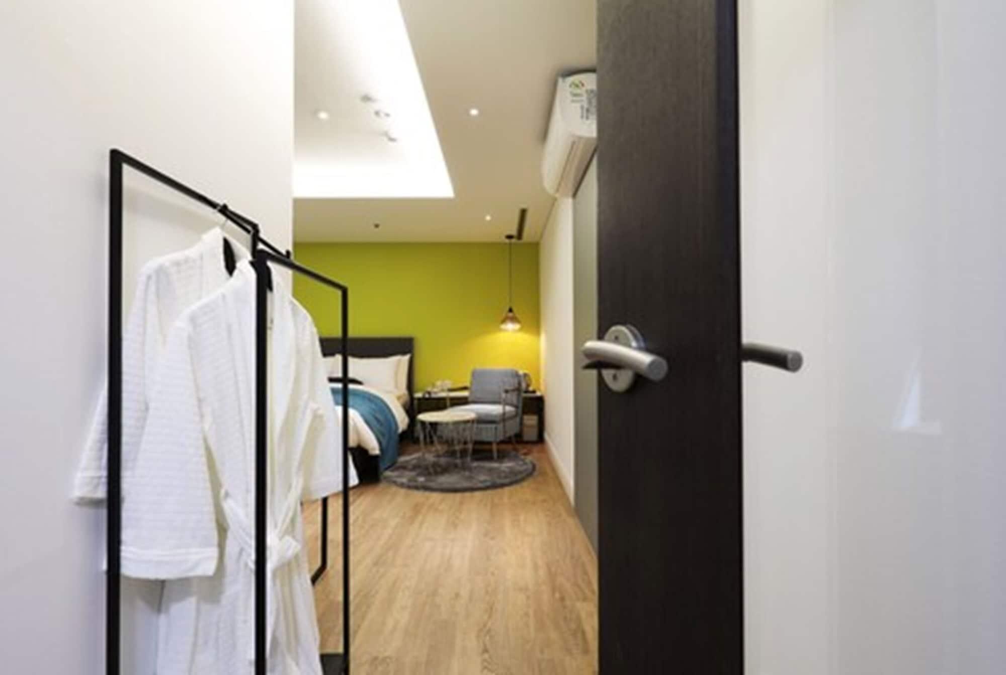 Hotel Elle 2*