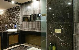Elle Hotel