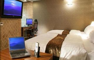 Hotel Elle 2*
