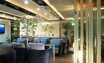 Elle Hotel