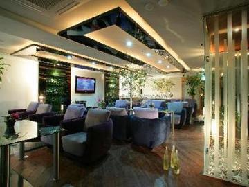 Elle Hotel 2*